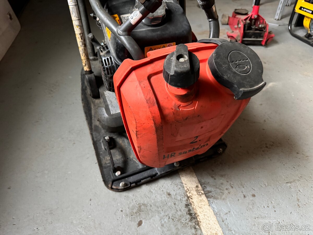 Husqvarna vibrační deska LF100LAT - 8