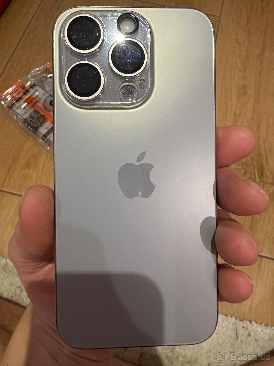 Apple Iphone 15 pro 256GB - 8