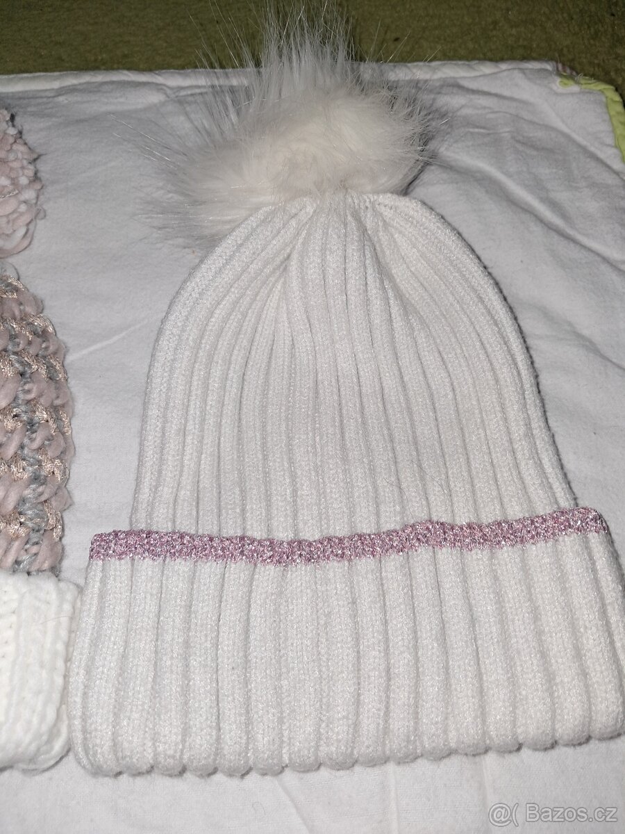 Dámské, dívčí zimní čepice - 8