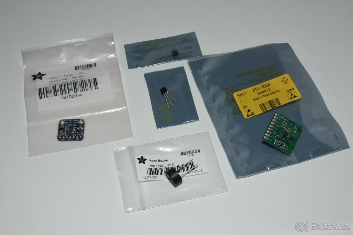 Raspberry Pi 3 B + PiJuice baterie + další (kamera, senzory) - 8