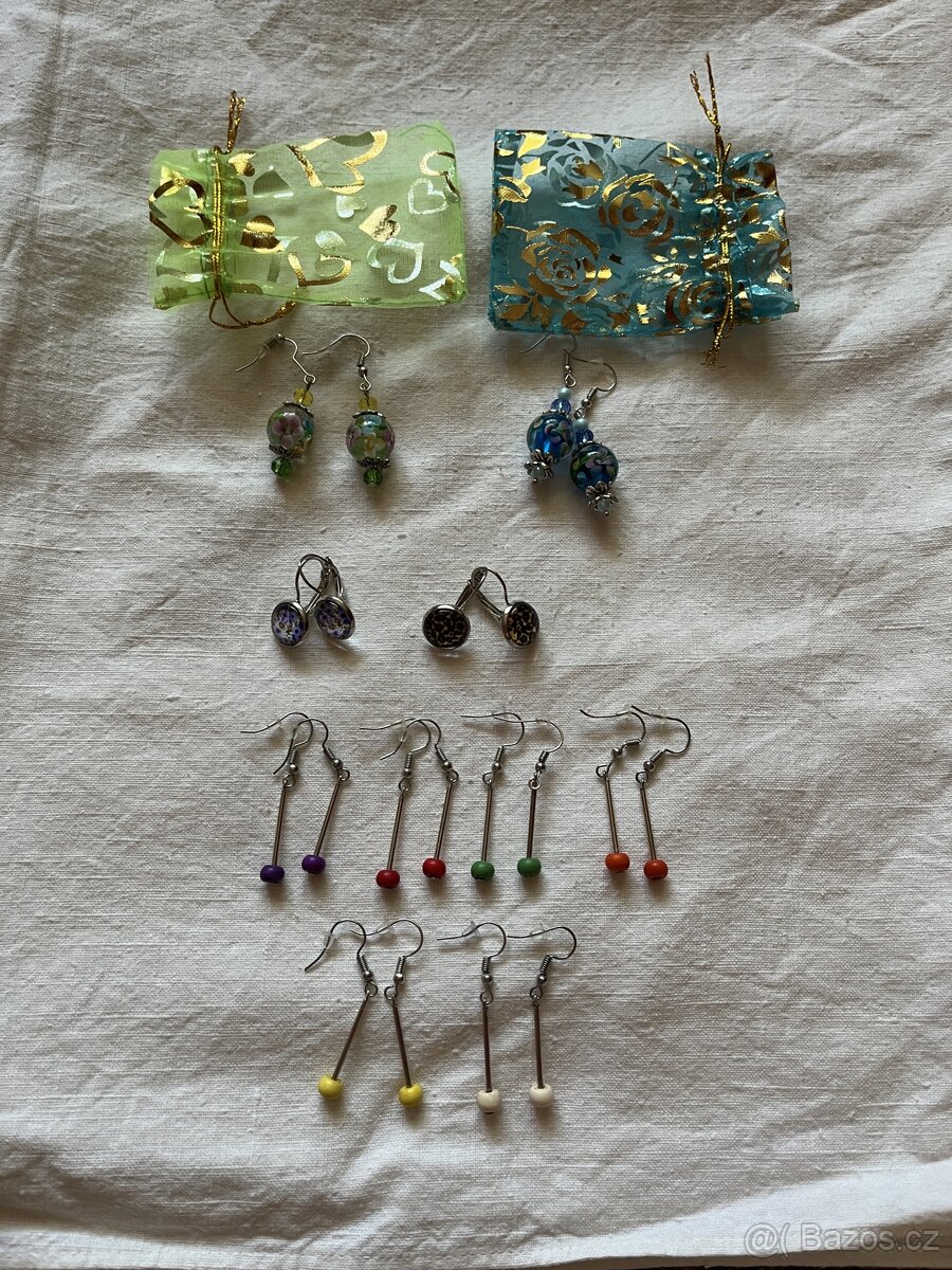 Různé druhy náušnic - 8