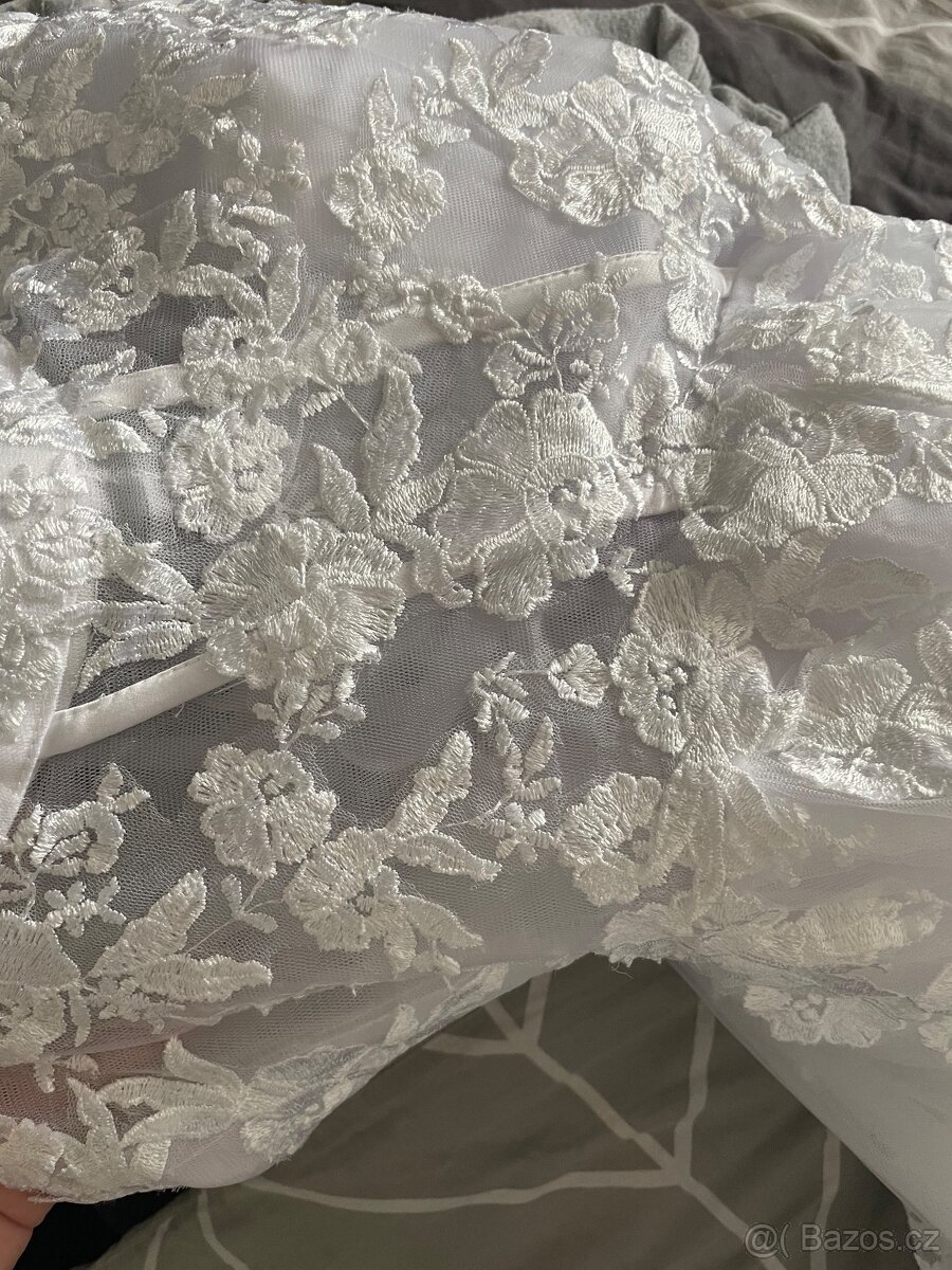 Svatební šaty - 8