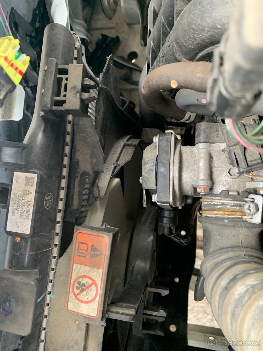 Mitsubishi Space Star - 8