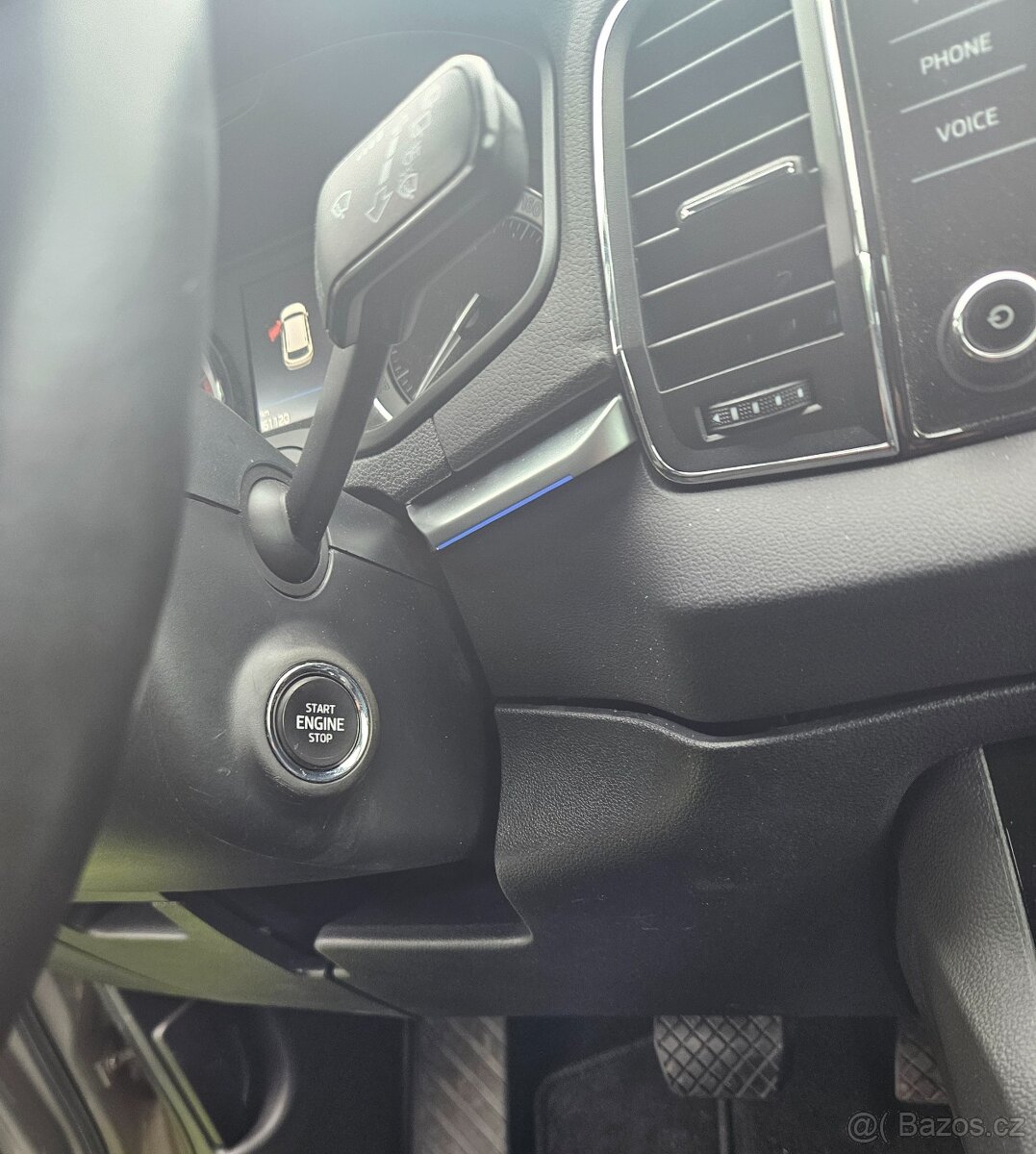 Škada Karoq naj. 63 tis.km Style - dsg TZ - 8