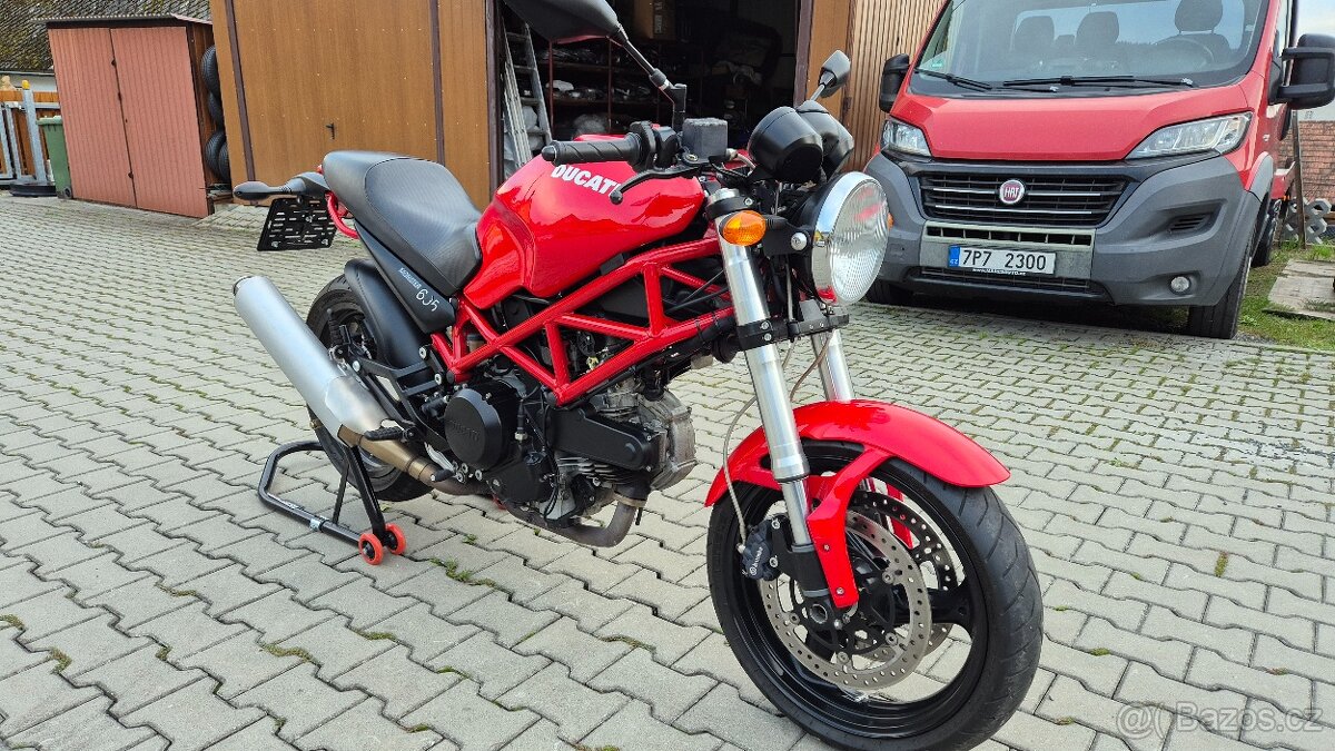 Ducati Monster 695 POUZE 12 600 KM - 8