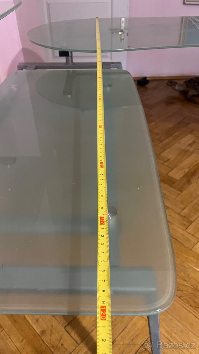 Prodám rozkládací skleněný PC stůl – variabilní - 8