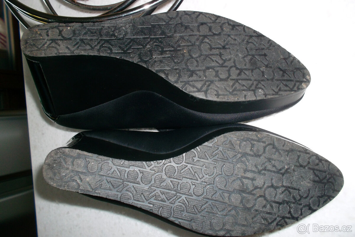 Calvin Klein-Luxusní lodičky/boty na klínku vel. 41 - 8