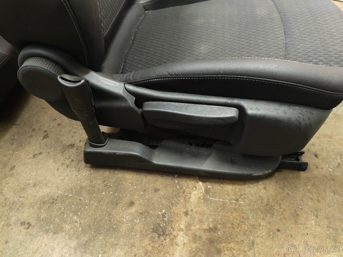 Sedačky Astra K - combi - 8