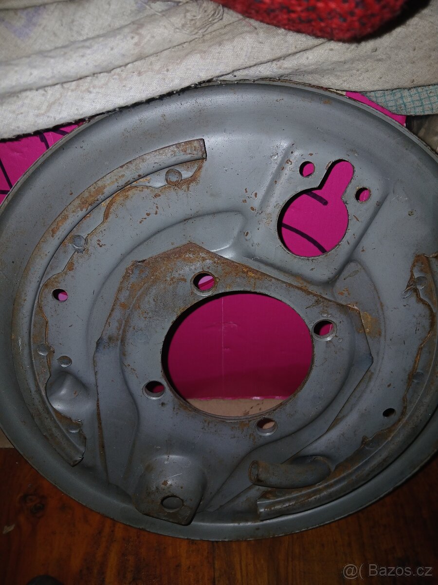 Náhradní díly Spartak - 8