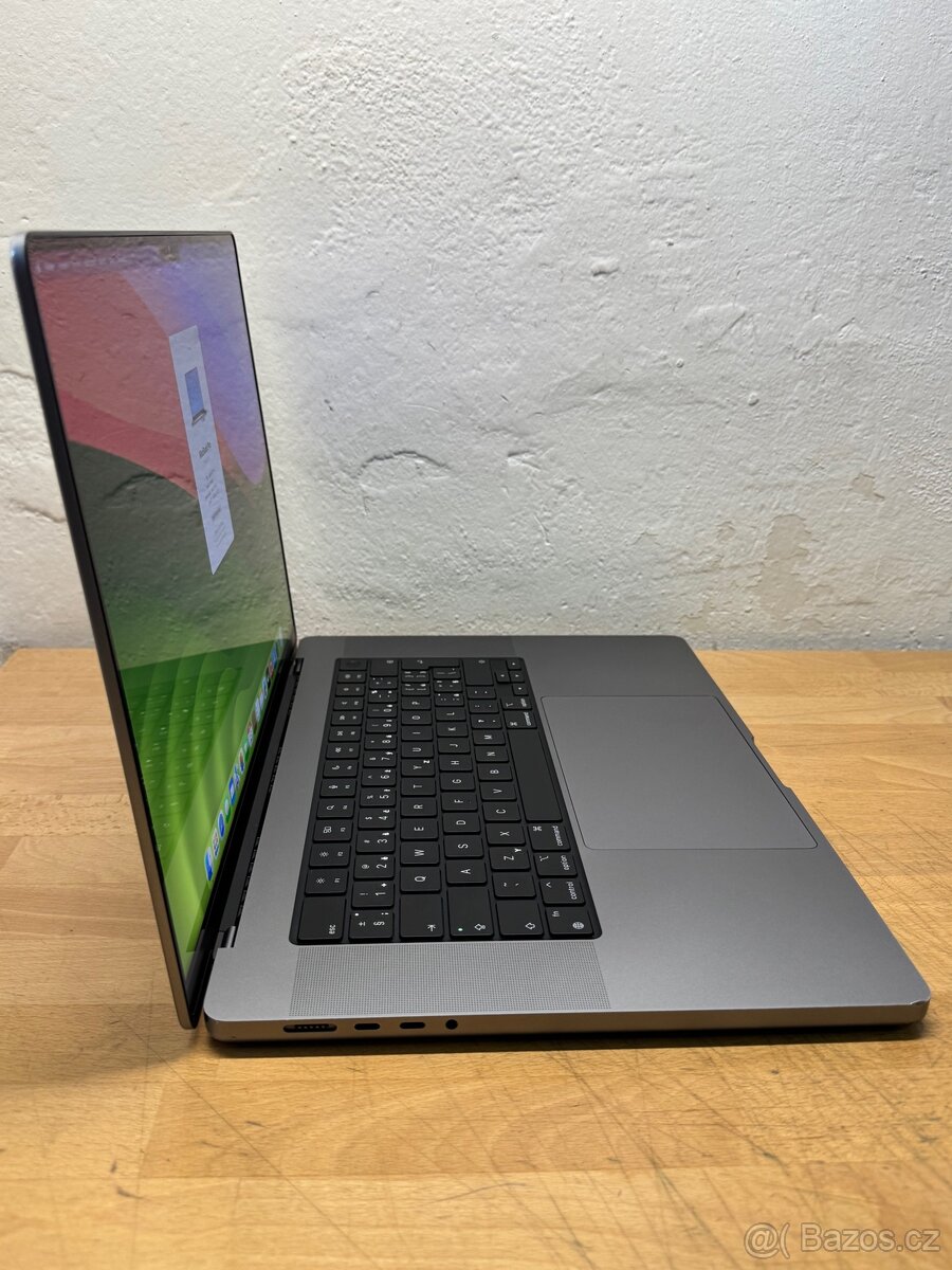 MacBook Pro 16” 2021/32GB RAM/M1 PRO/1TB SSD/Záruka - 8
