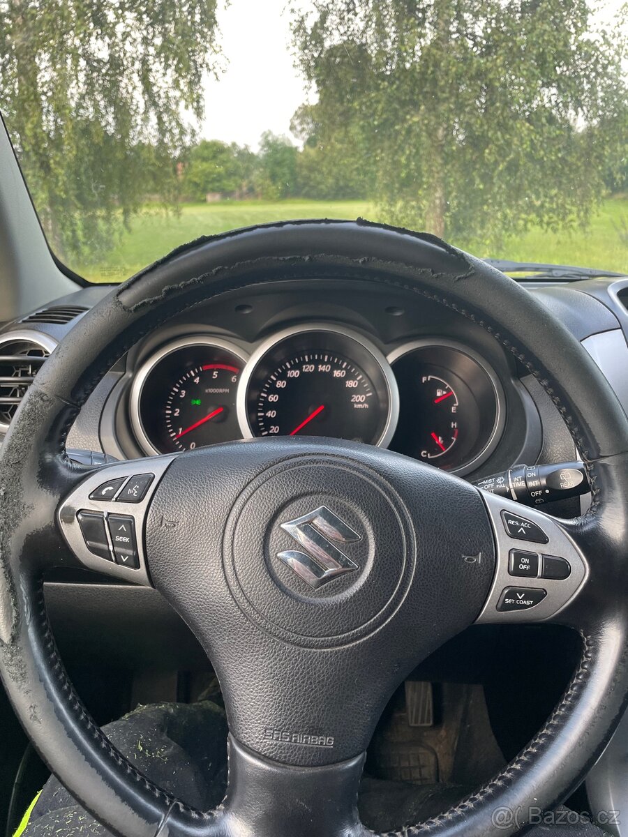 Suzuki grand Vitara - 8