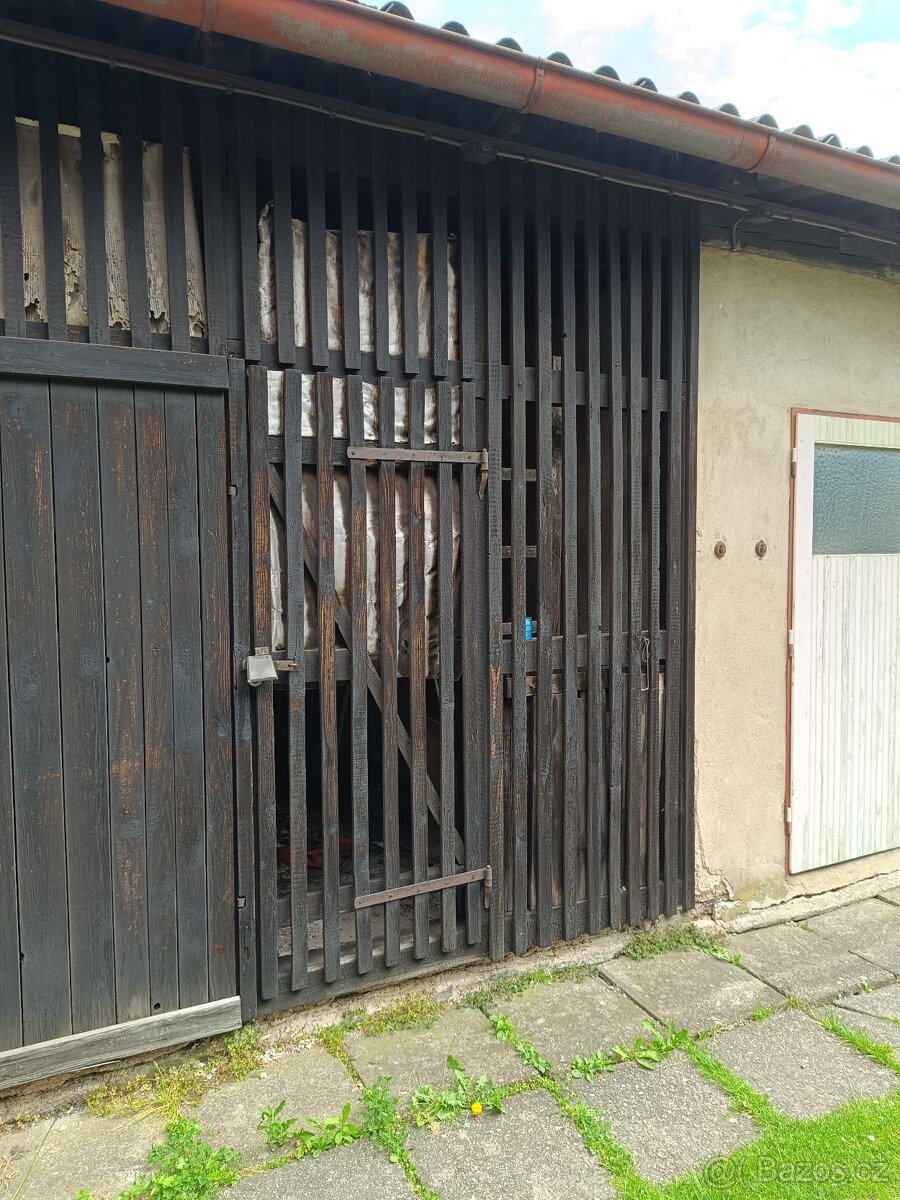 Hezký prostorný byt 2+1 72 m2 se zahradou na klidném místě - 8