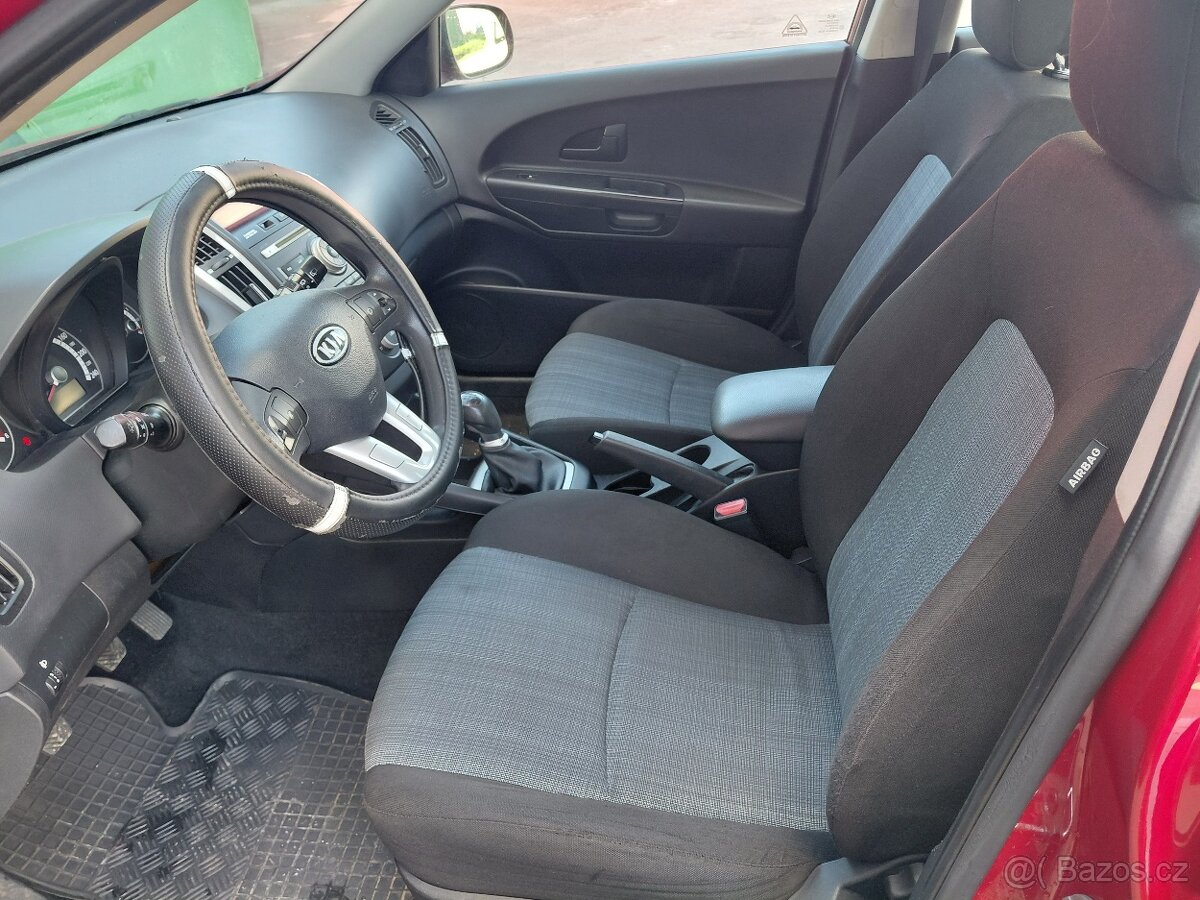 Kia Cee´d 1.4i 16V 80kW 160 000km- GARANCE, TOP CENA, PĚKNÁ - 8