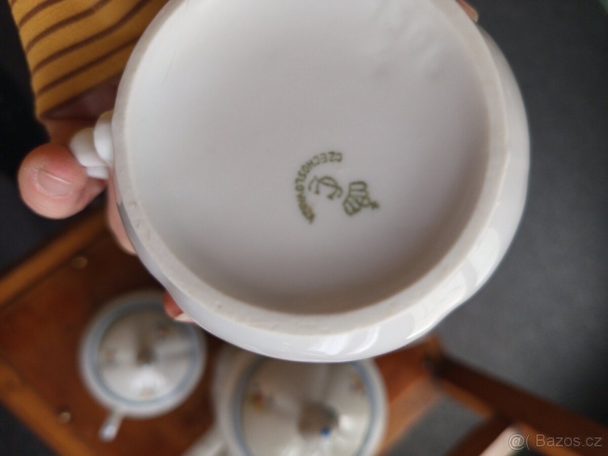 Keramika set konývka na čaj , kávu,cukřenka ,mléčenka - 8