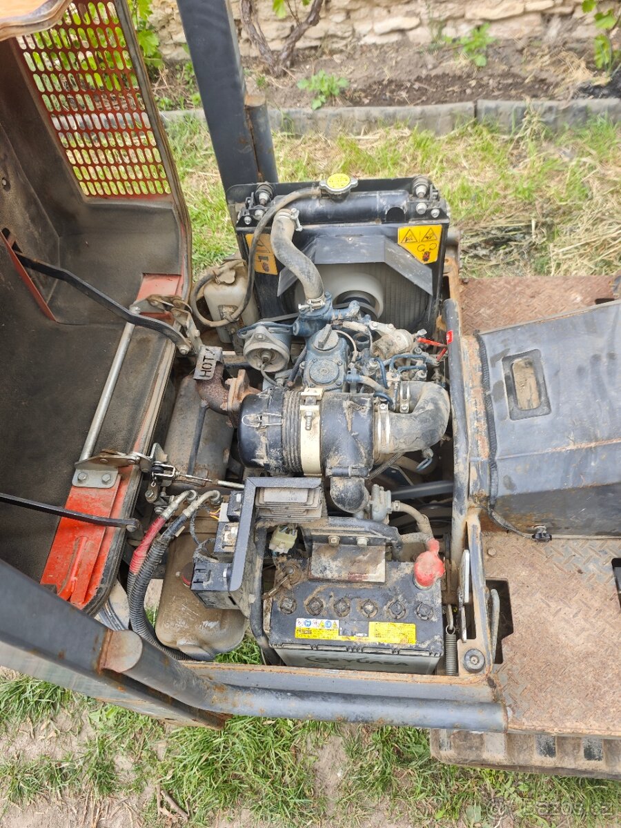 Pásový dumper Kubota KC100HD - 8