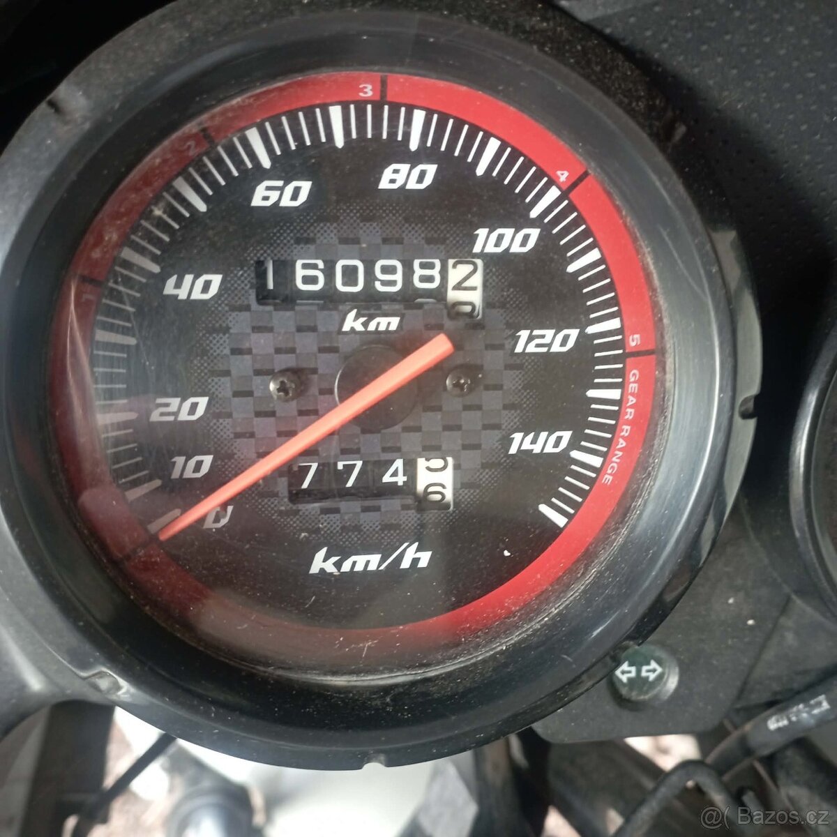 Honda CBF 125M (2013) - 8