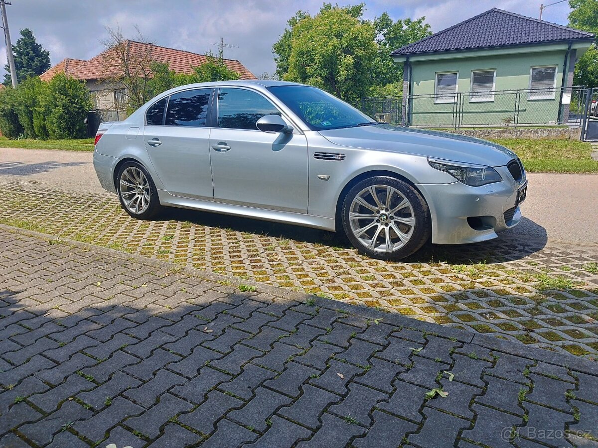 BMW E60 M5 facelift - 8