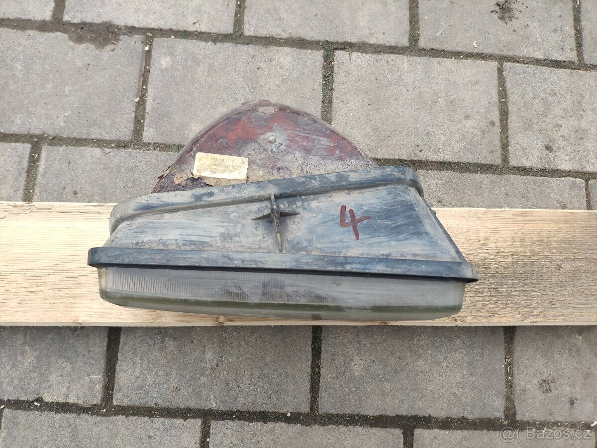 Přední světlo Škoda 120 L (4/5) - 8