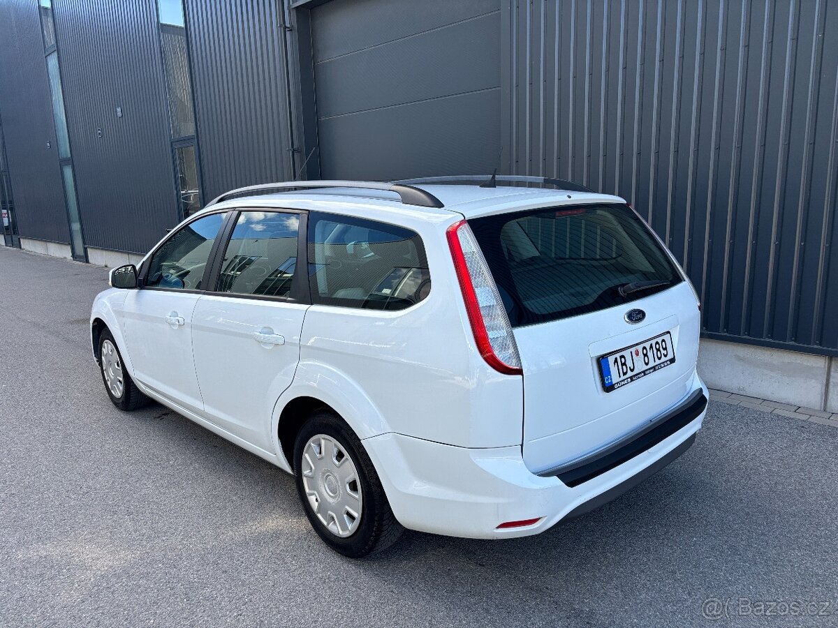 Ford Focus 1.6i 74kW - 8