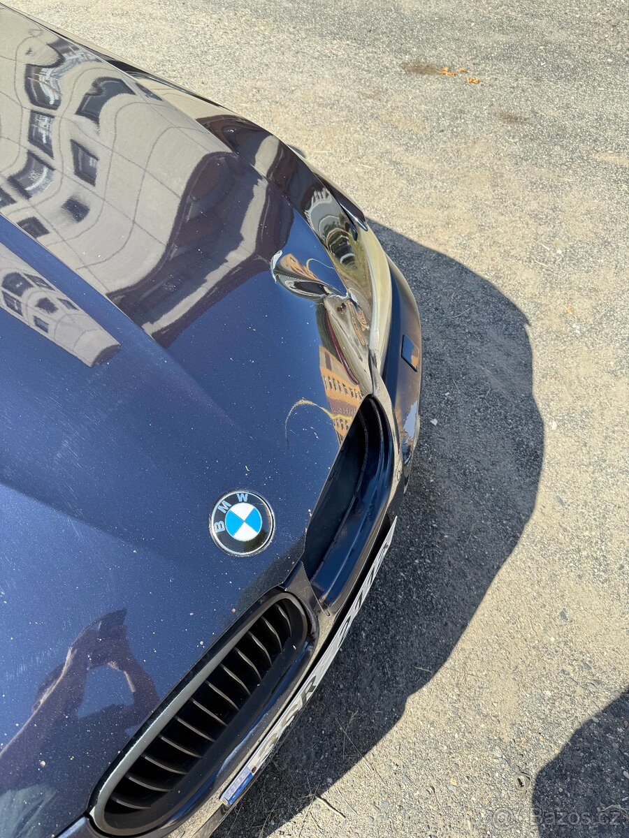 BMW E91 LCI 325d havarované - 8