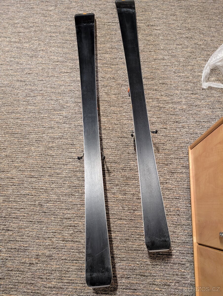 Dámské dívčí lyže ROSSIGNOL 146cm - 8