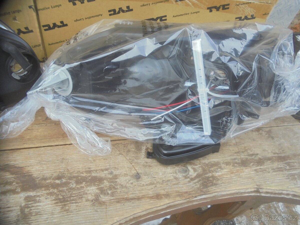 VW PASSAT 3BG , B 5,5 - PREDNI cira světla s XENON EFECTEM - 8