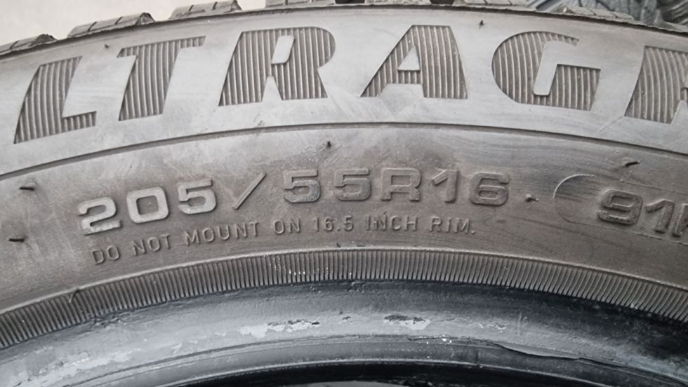 Zimní pneu 205/55/16 Good Year - 8