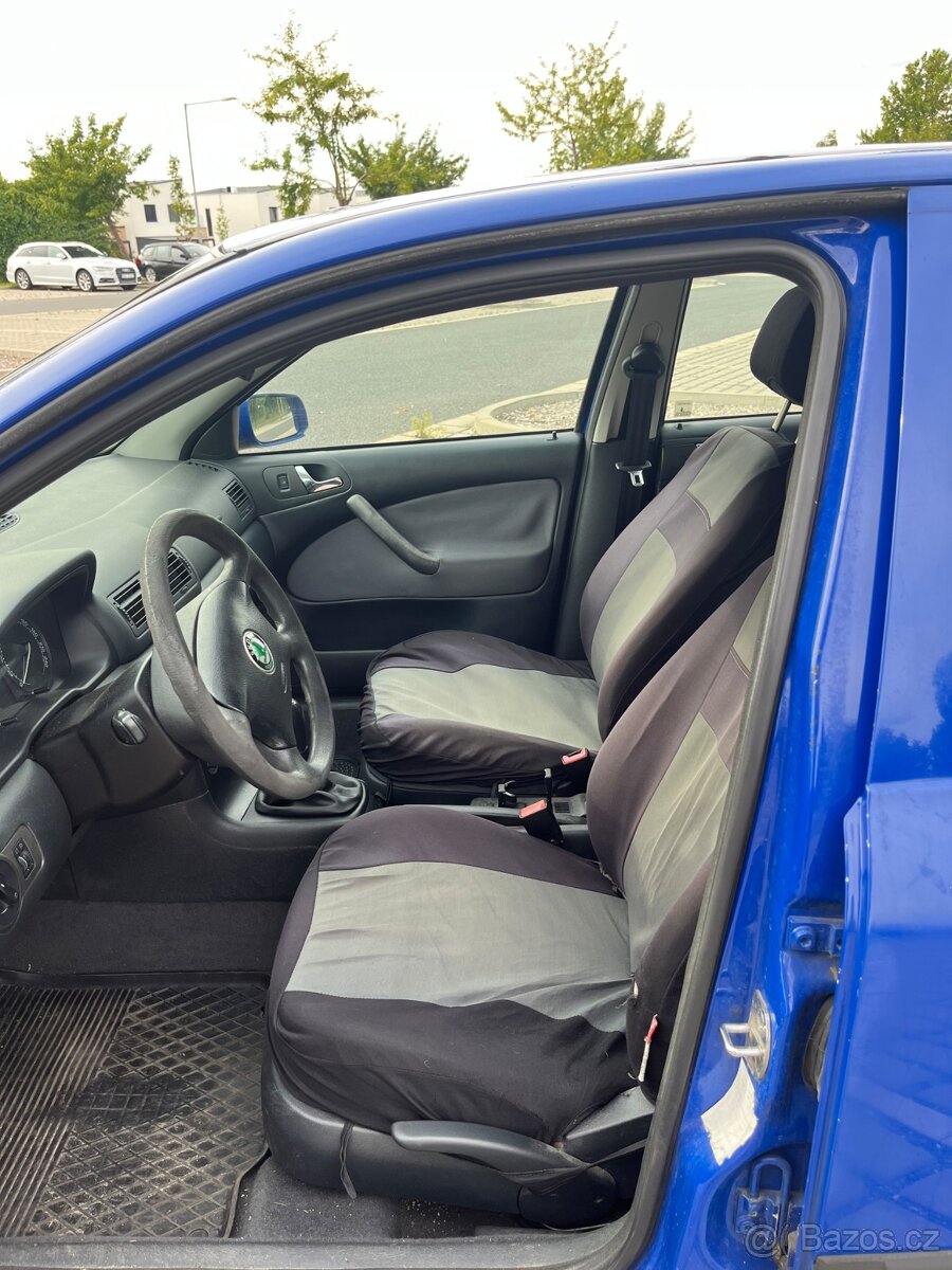 Škoda Octavia I, 1.6 i 75 kW - 8