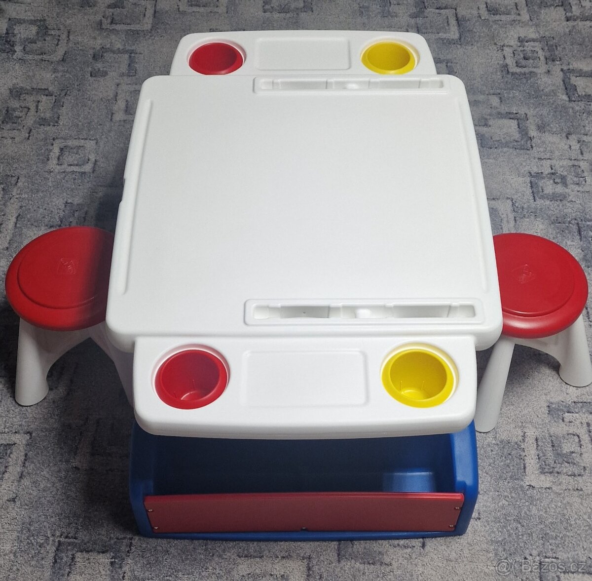 Prodám dětský stolek step 2 - 8