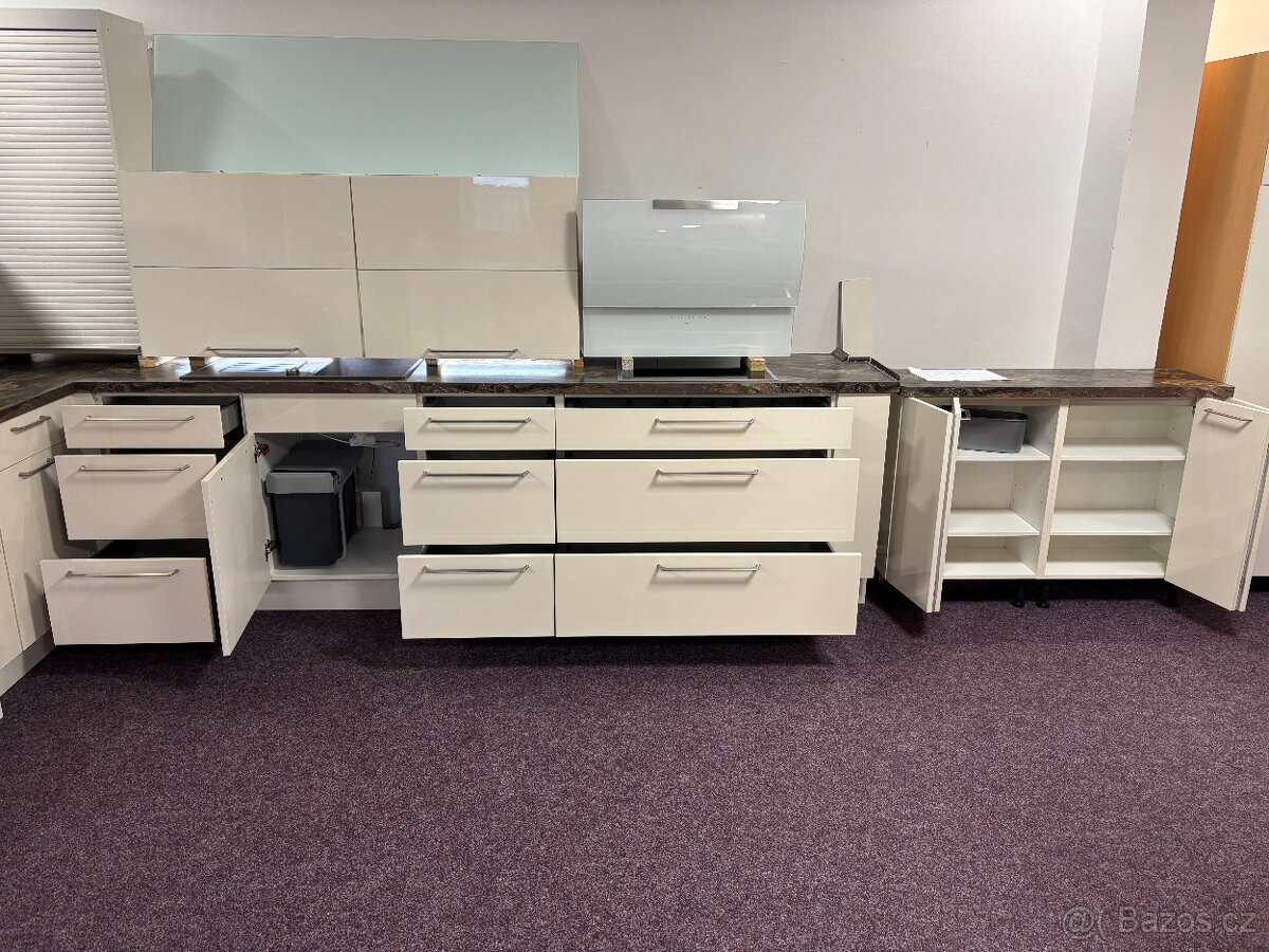 Kuchyň Nobilia Magnolia vč spotř exklusivní stav - 8