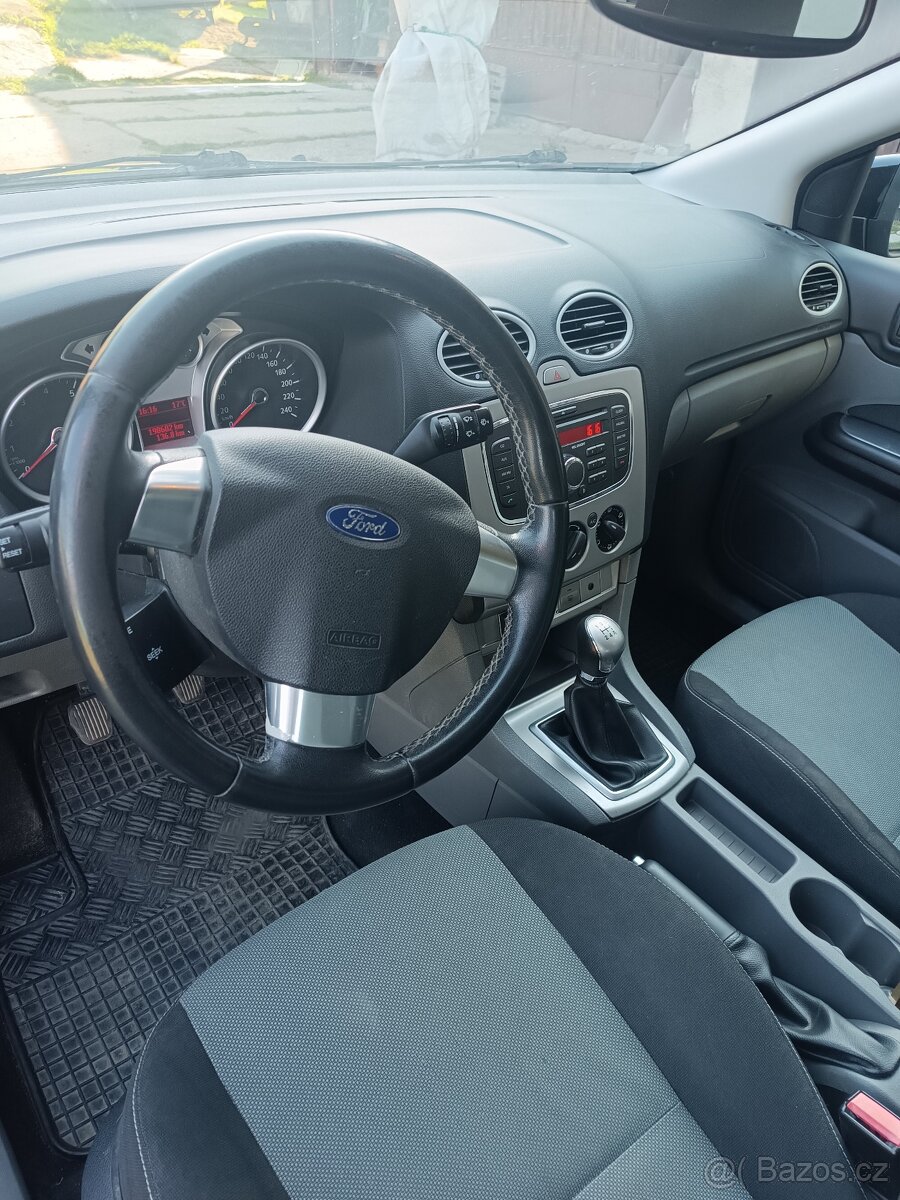 Ford focus 1.6 16v 74 kw LPG - 8