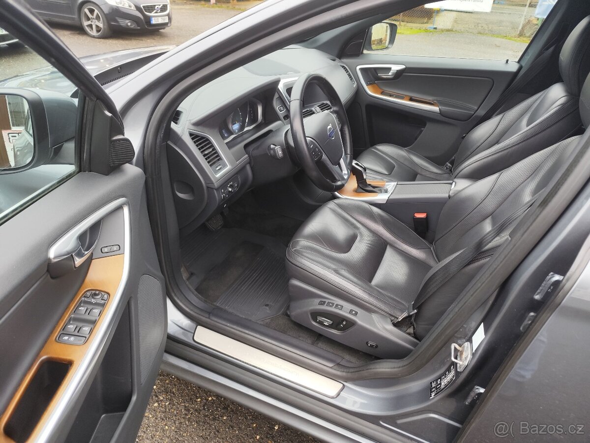 Volvo XC60.AWD.2.4.D5.162kw.Inscription.Automat.R.V.12/2015 - 8