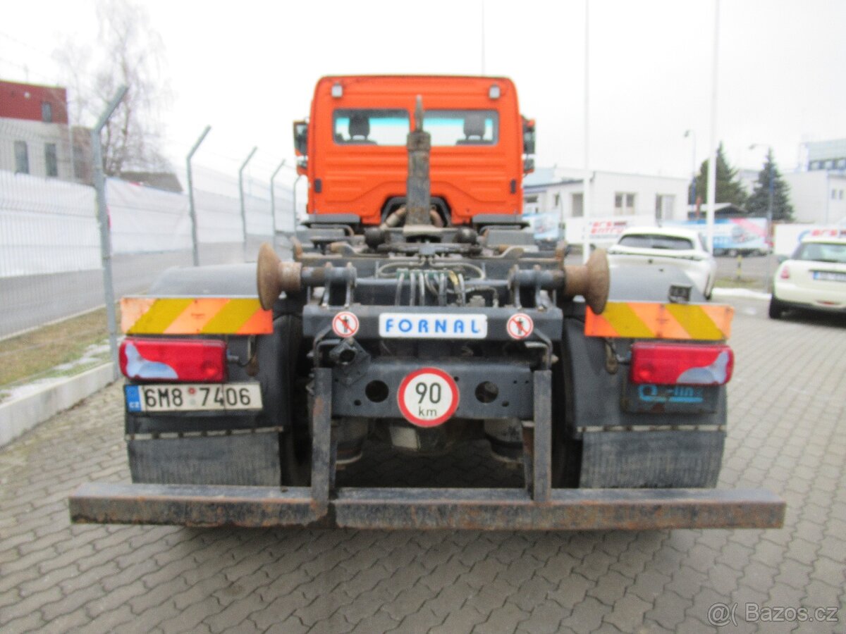 MB Axor 1829 hákový nosič kontejnerů - 8