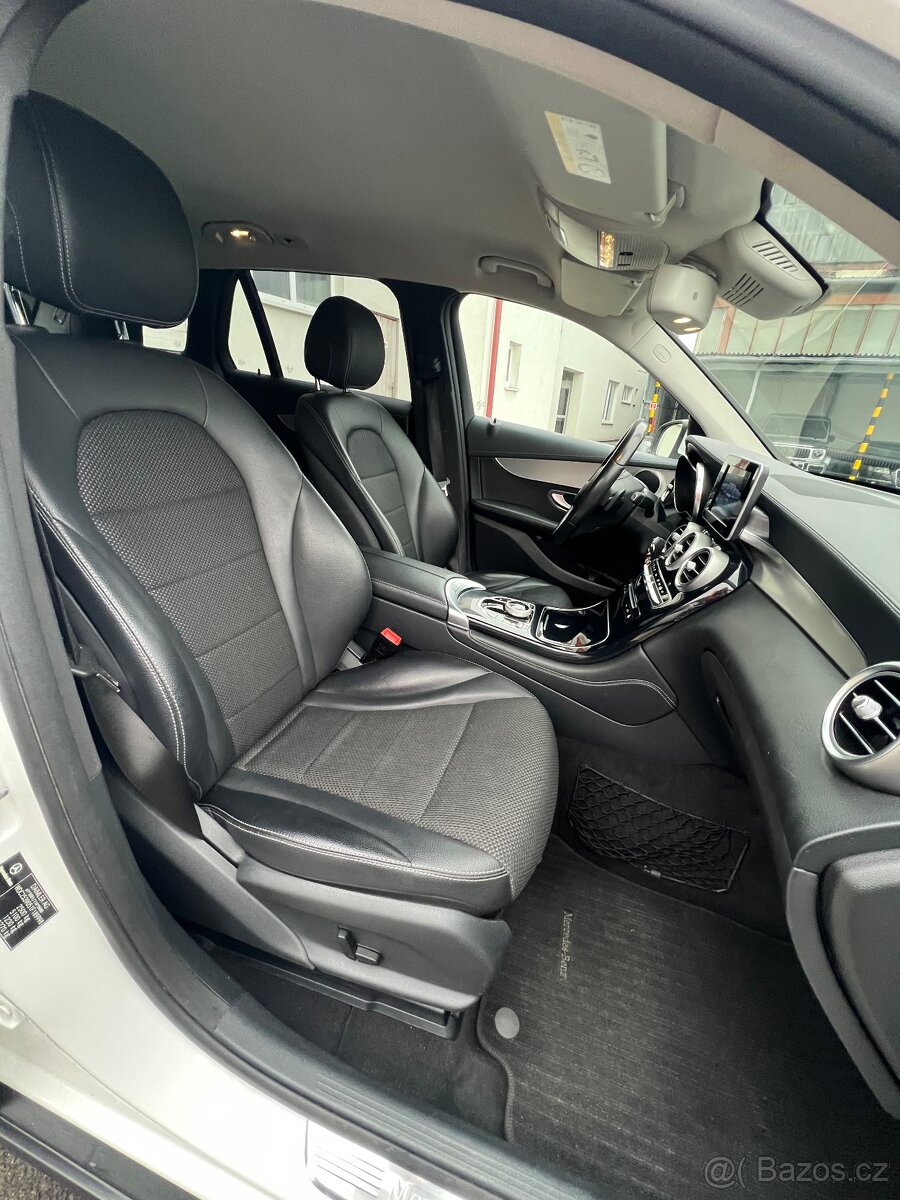 Mercedes-Benz GLC SUV 220d 4MATIC A/T - 8