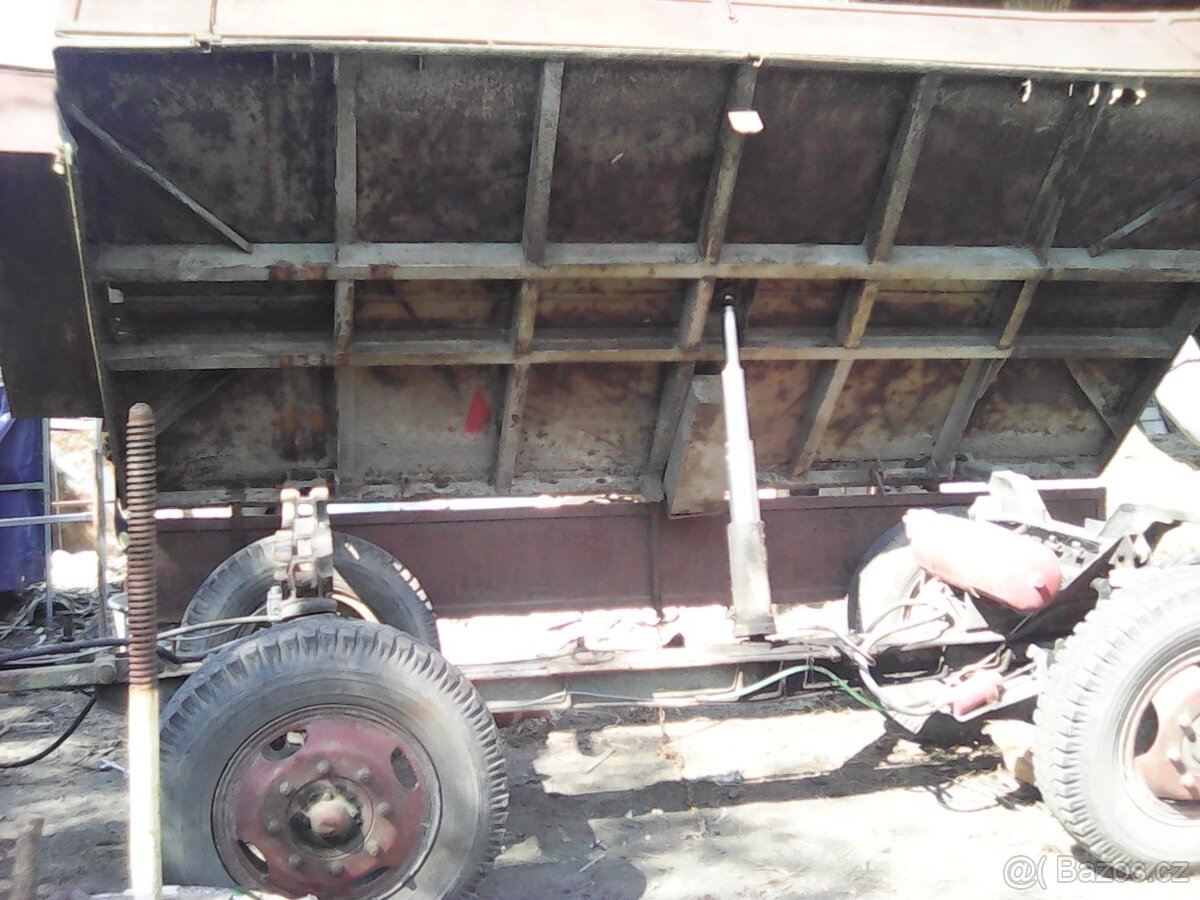 Prodám traktorový vlek,vlečku,přívěs - 8