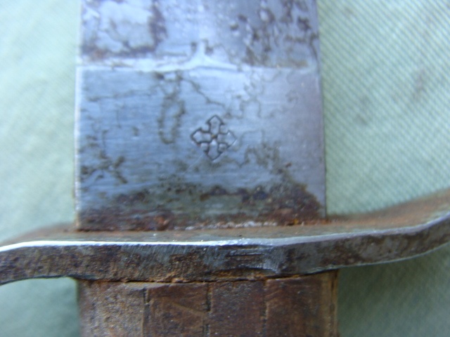 Útočný nůž tzv. boták - 8