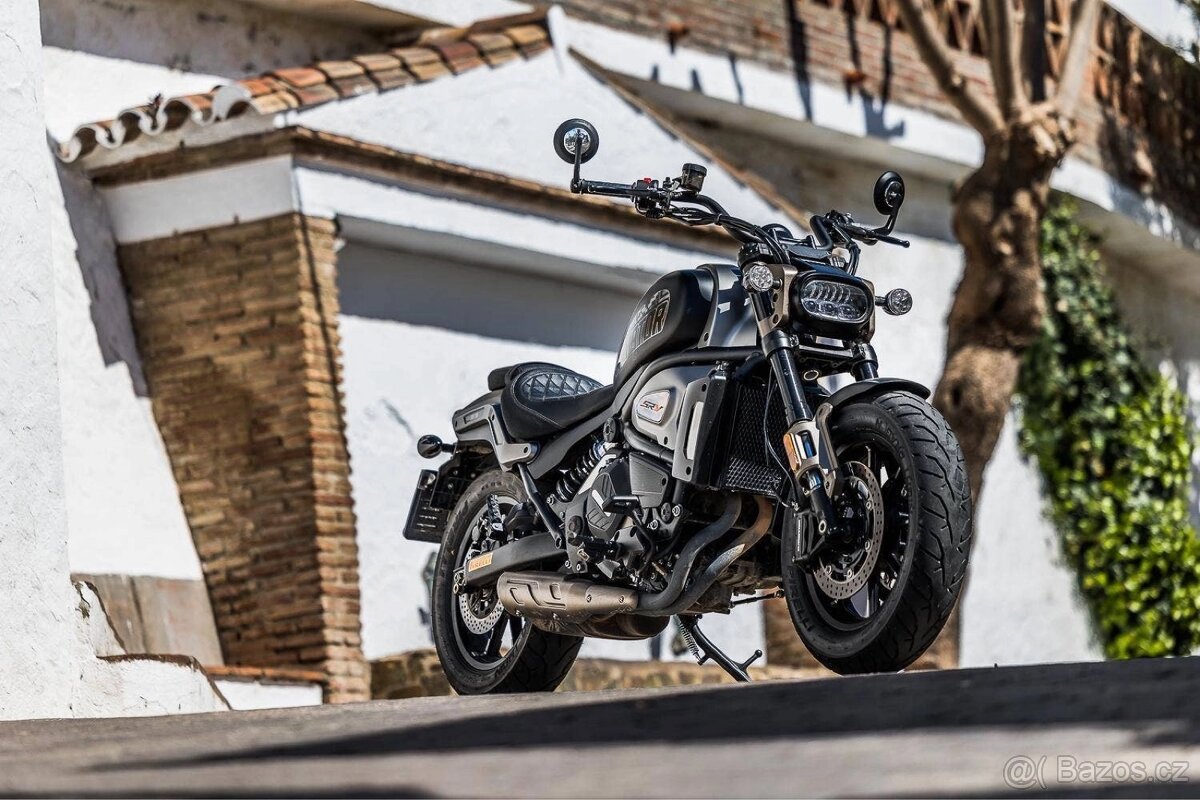 Prodám QJ MOTOR SRV 700 - 8