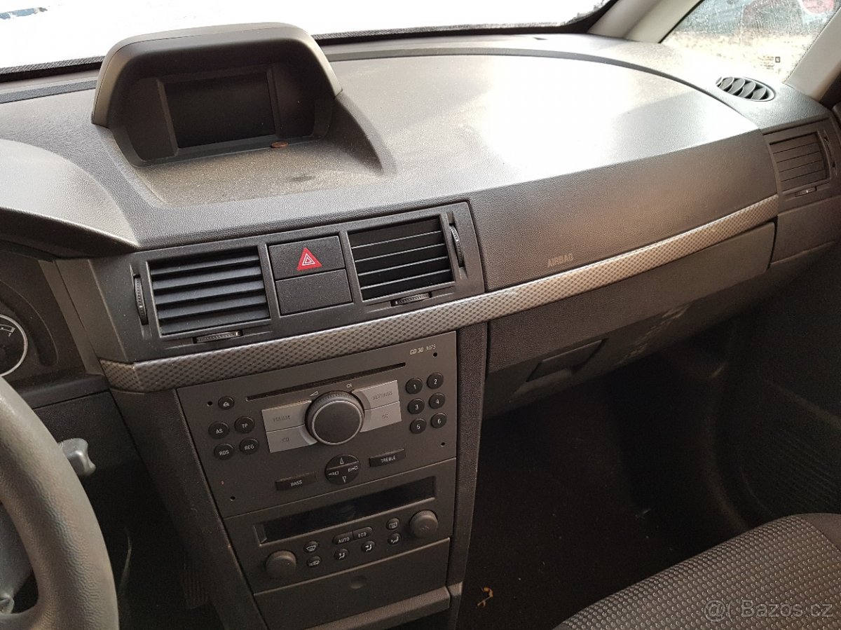 Opel Meriva 1.6 - 8