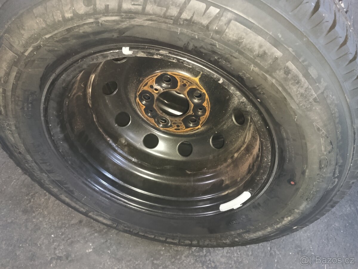 225/75 r16CP Michelin agilis camping obutá kola - 8