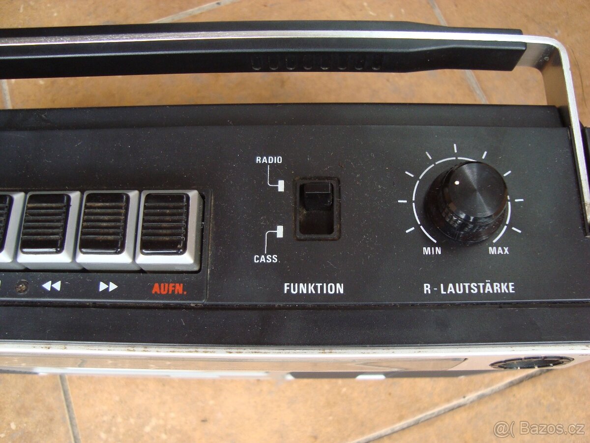 Radiomagnetofon Sanwa - 8