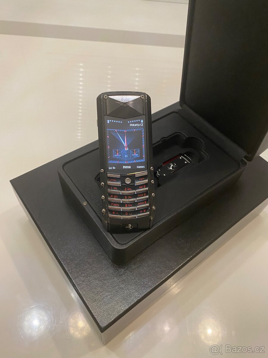 Mobilní telefon Vertu - 8