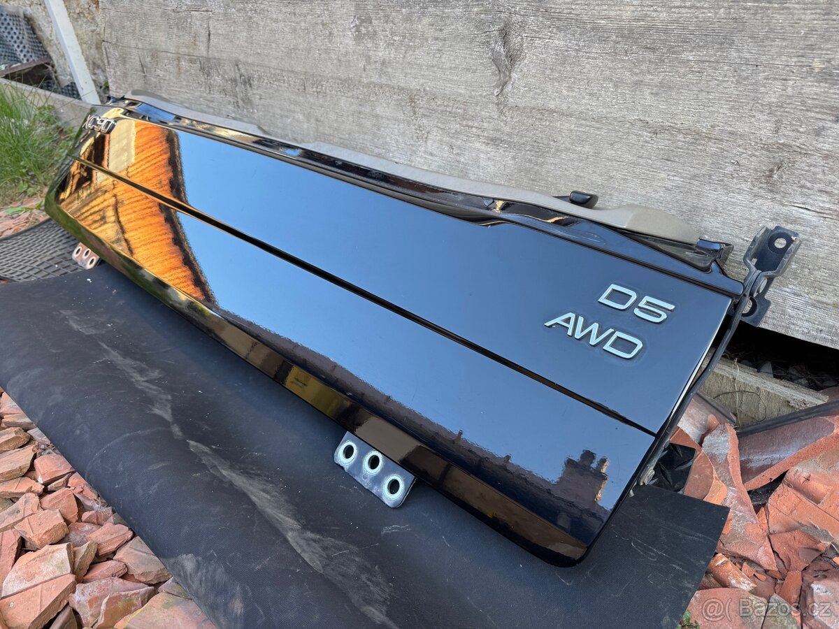 Dveře Volvo XC90 - černá barva 01900 - BLACK STONE SOLID - 8