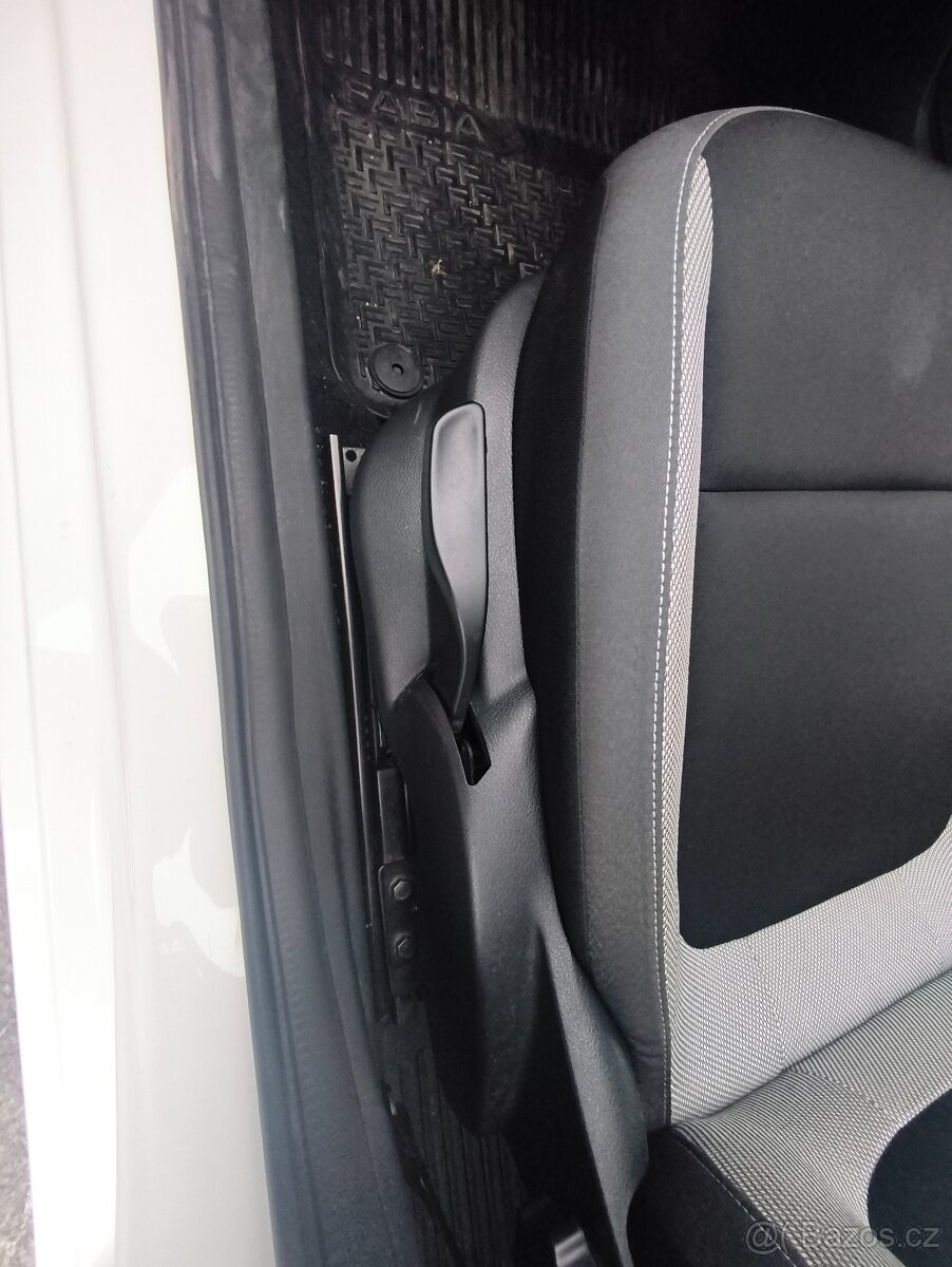 Škoda fabia combi 1,4 TDI 66kw - 8