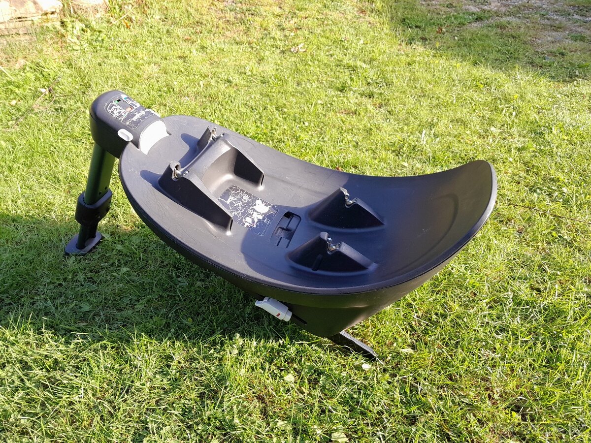 Cybex Aton se základnou - 8