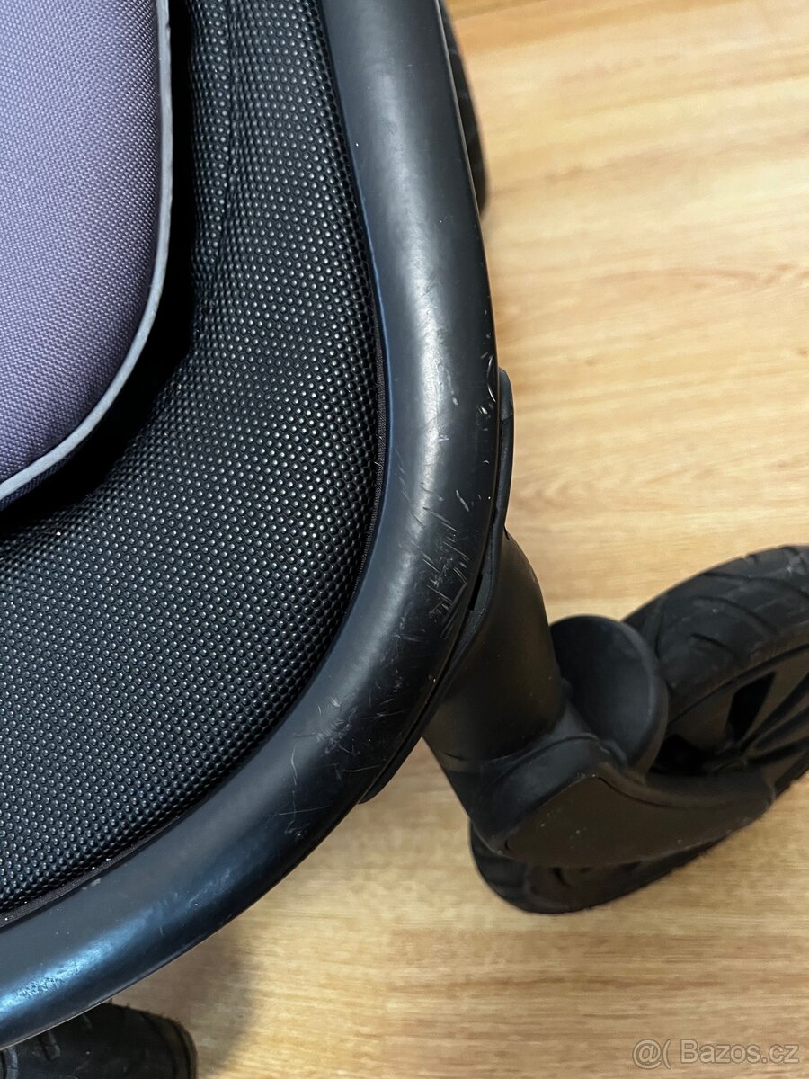 Kočárek Petite&Mars street air - 8