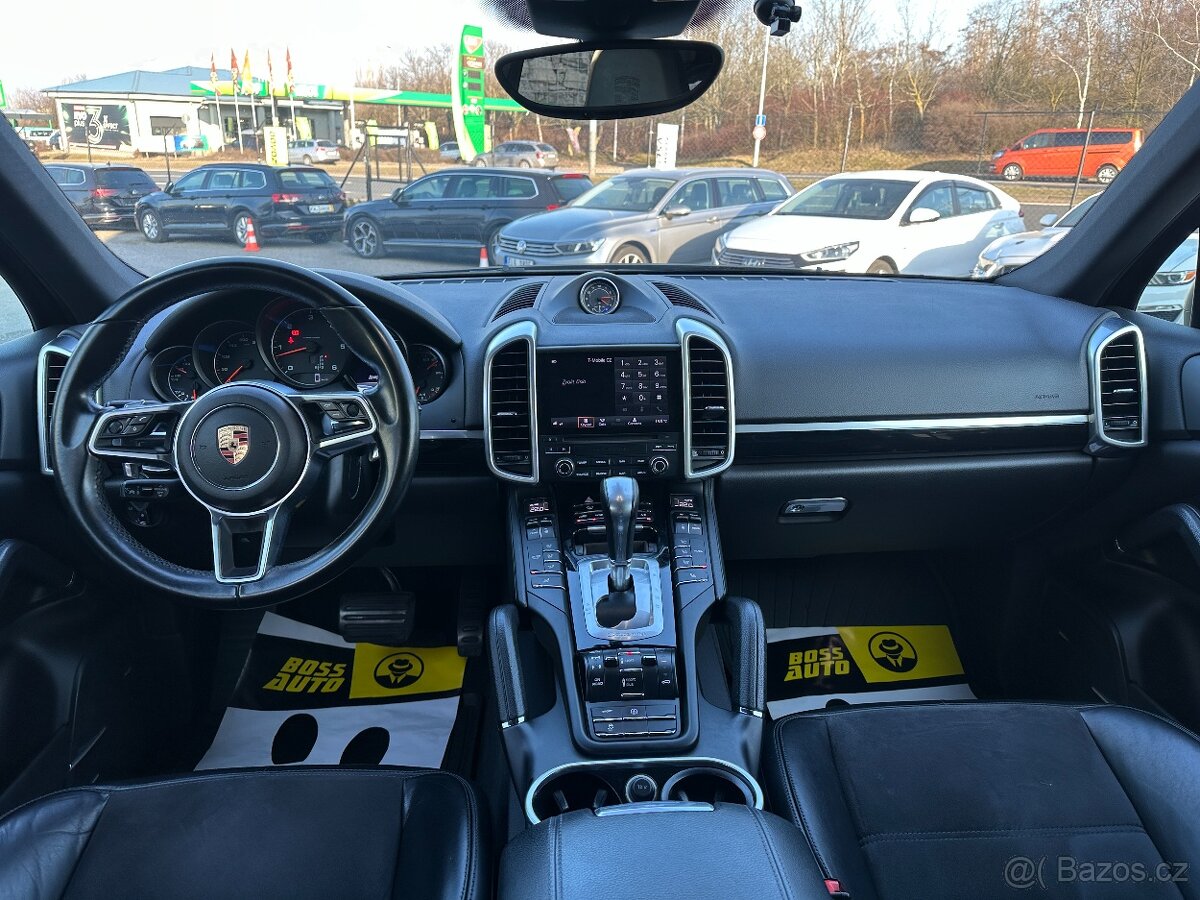 Porsche Cayenne 2016 - 8