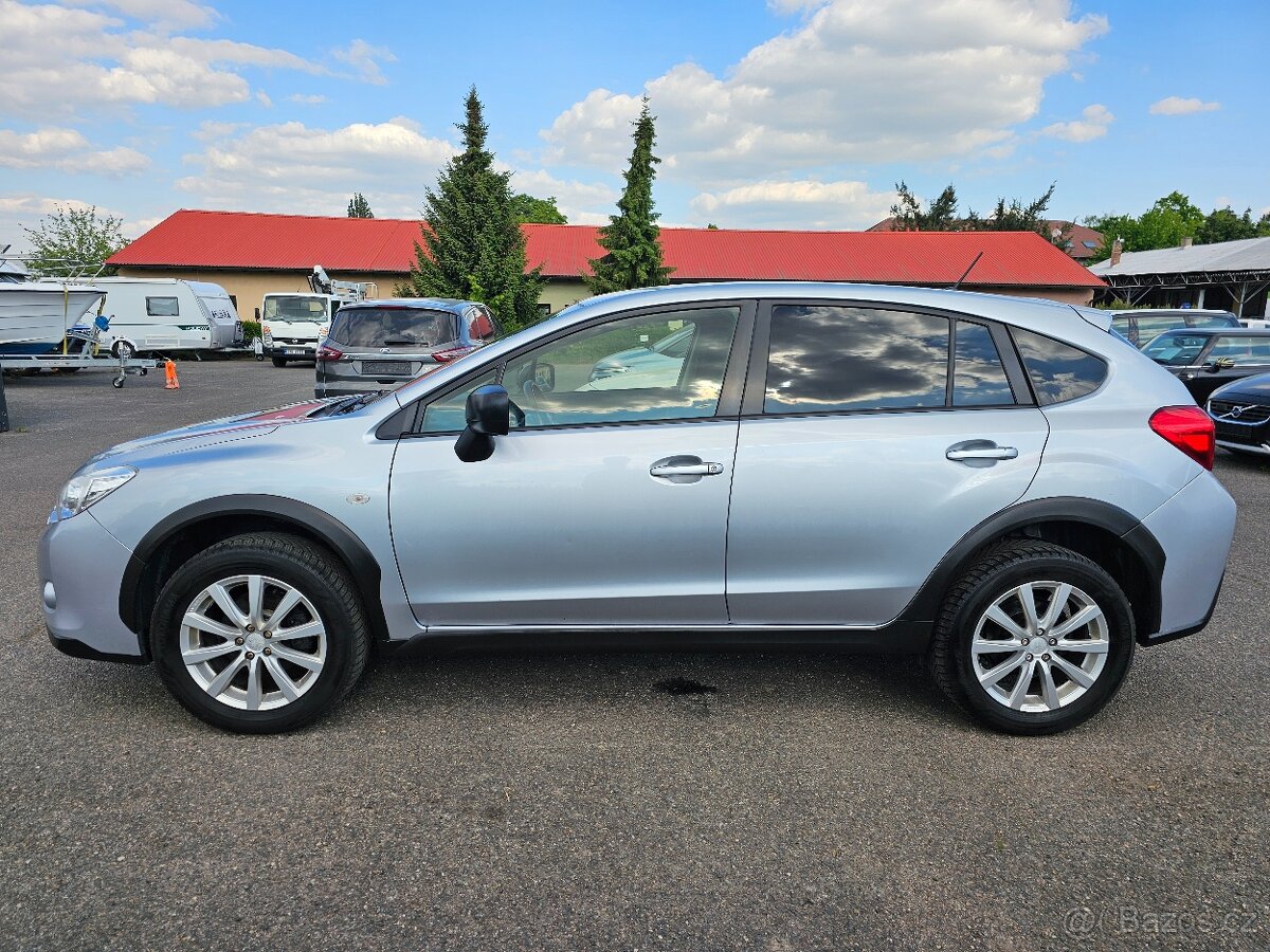 SUBARU XV 2014 1.6 84kW AWD 4x4,TEMPOMAT,VÝHŘEVY,SERVISKA - 8