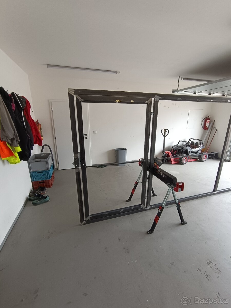 Pojezdová brána - 8