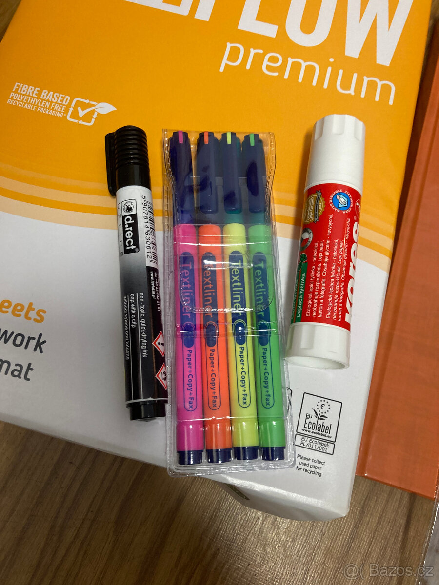 školní potřeby papíry, lepidlo, bločky,. - - - 8