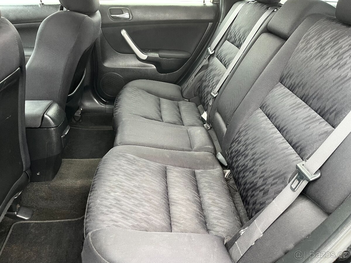 Honda Accord kombi 2.0 VTEC - 8